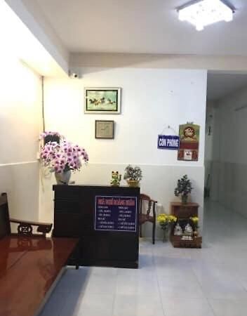 Nha Nghi Hoang Huan Hotel Long Xuyen Exterior photo