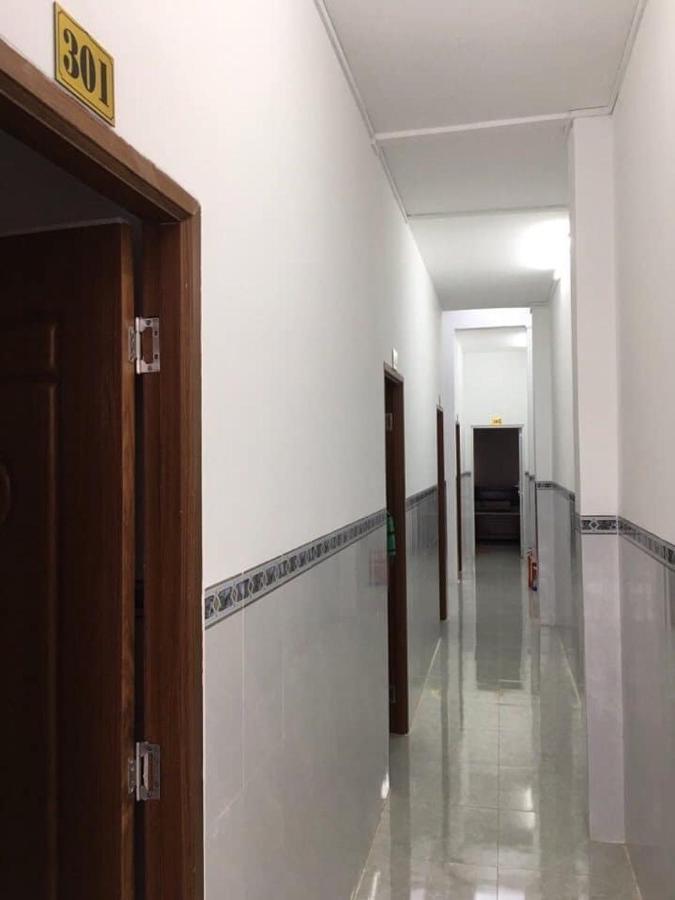 Nha Nghi Hoang Huan Hotel Long Xuyen Exterior photo